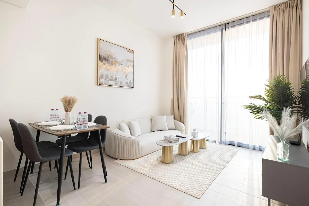 Brand New Apt On Top Floor 1Br W Spa And Pool Dubai Birleşik Arap Emirlikleri