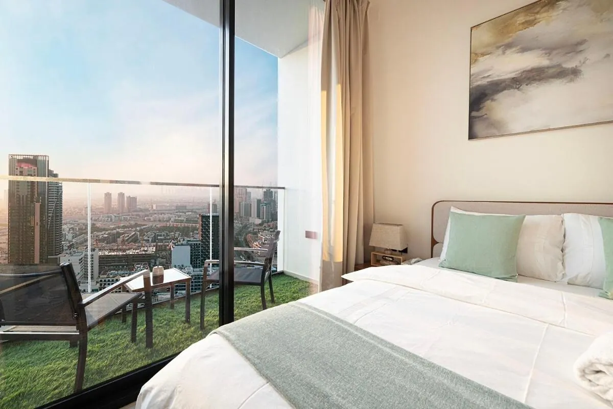 Brand New Apt On Top Floor 1Br W Spa And Pool Dubai